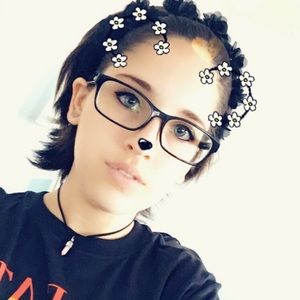 Meet your Posher, Renee